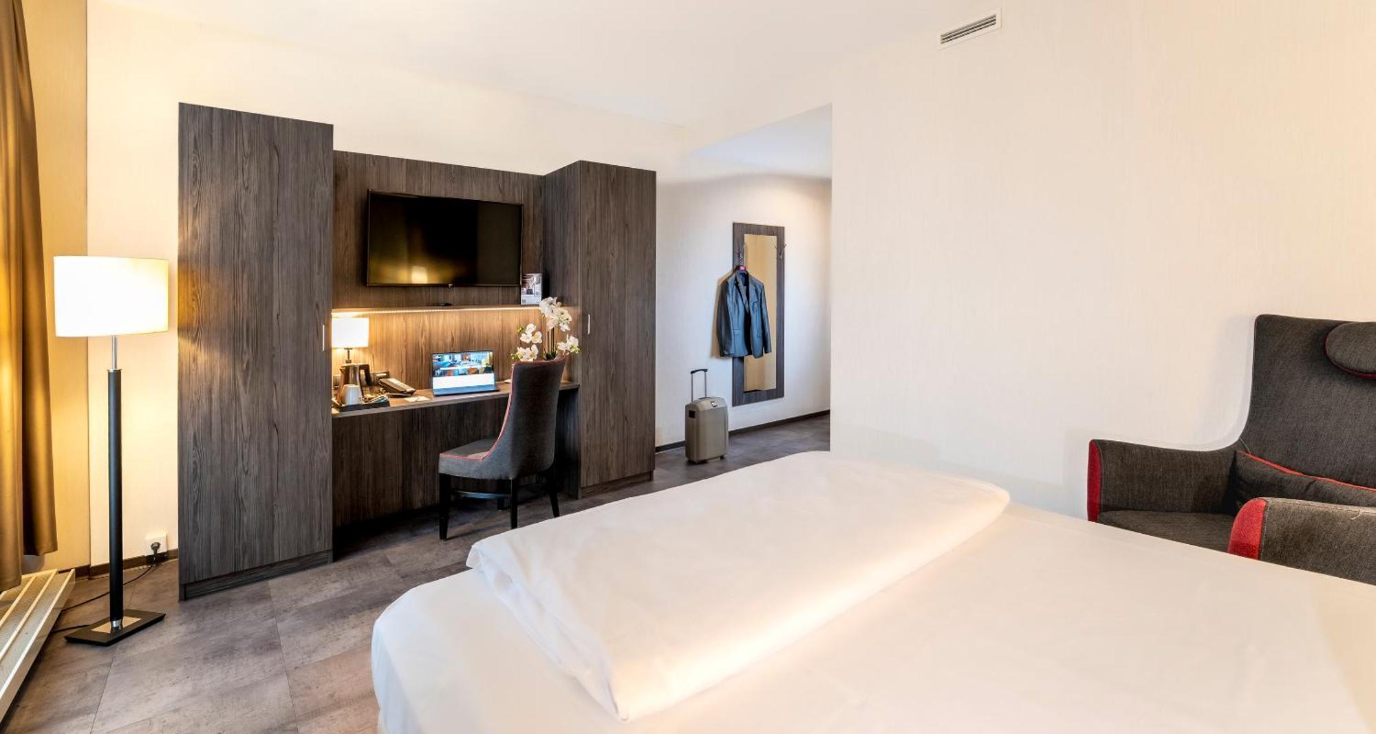 Best Western Plaza Hotel マンハイム エクステリア 写真